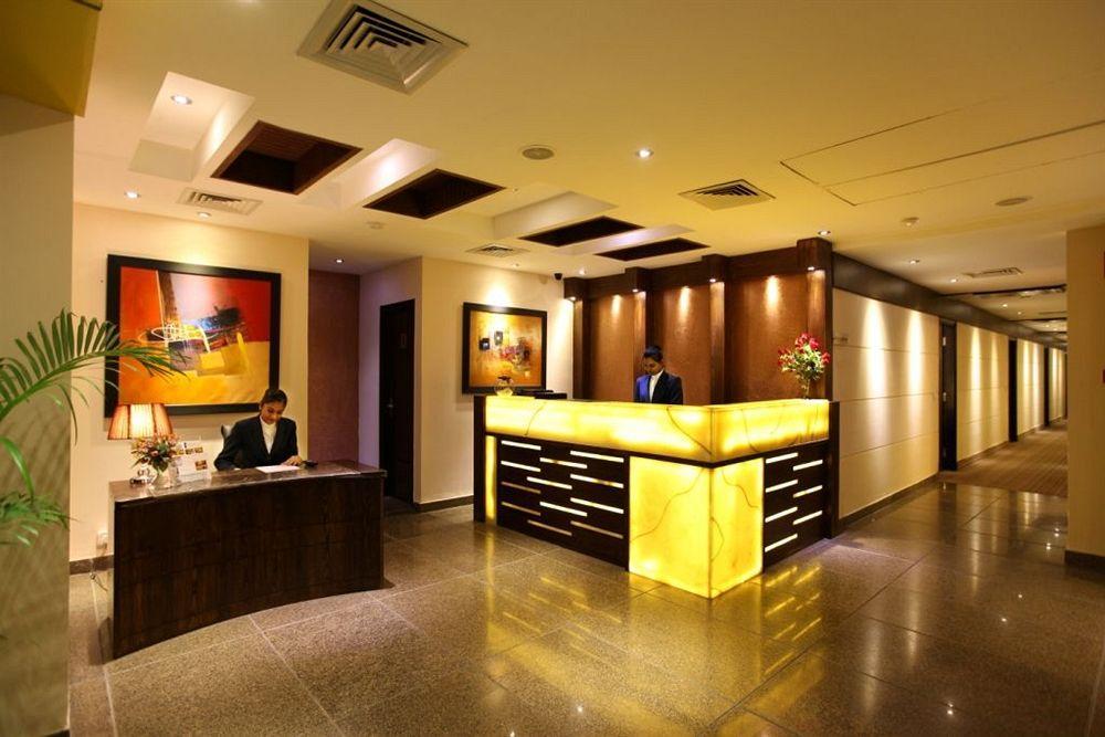 Hotel Crossroads Gurgaon Exterior foto