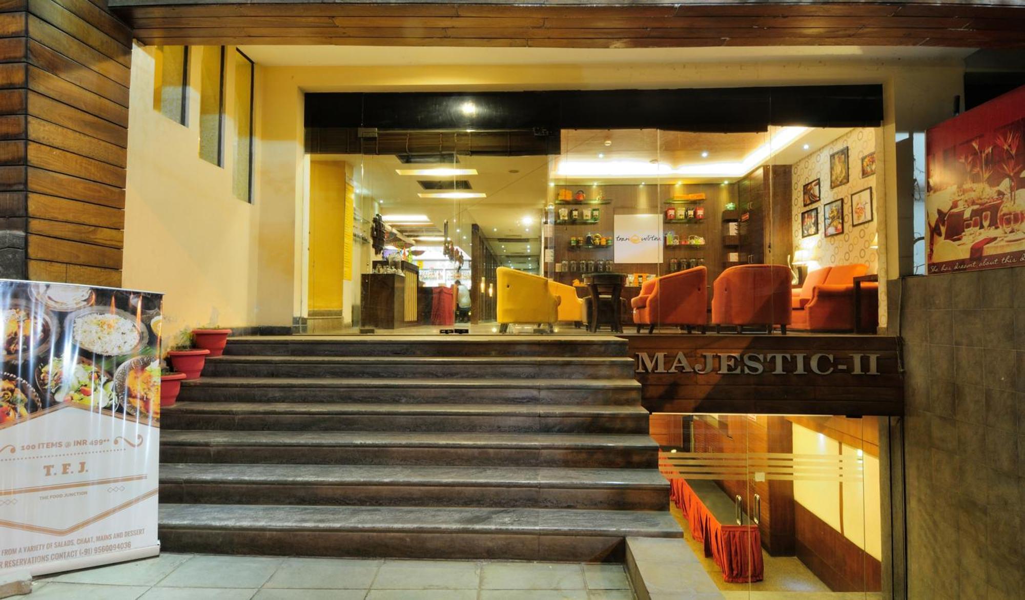 Hotel Crossroads Gurgaon Exterior foto